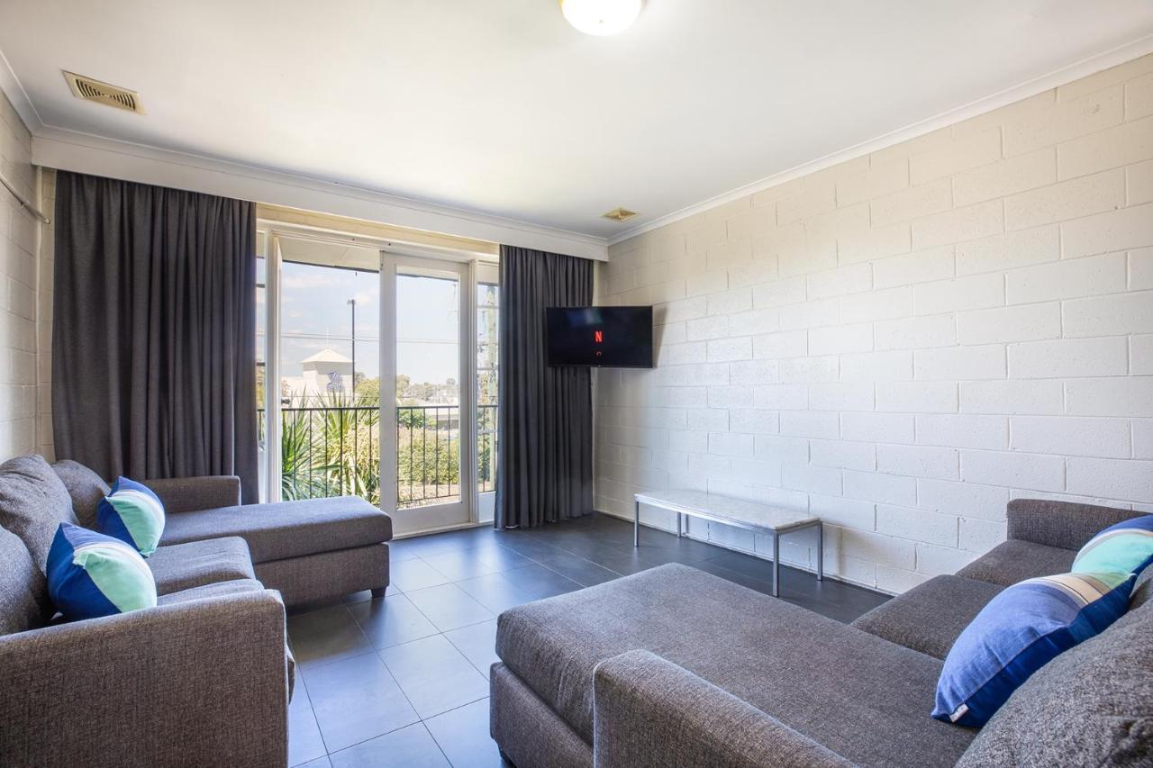The Mulgrave Motel Dış mekan fotoğraf